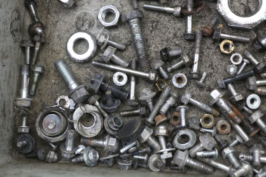 photo de SAC VISSERIE VIS HONDA NHX LEAD 110 (2008 - 2010) - Autre angle de vue