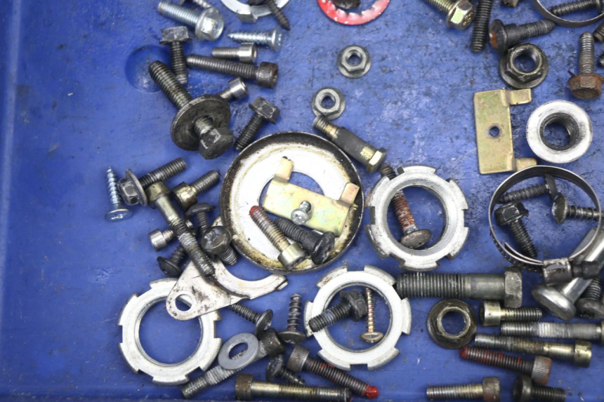 photo de SAC VISSERIE VIS MBK NITRO 50 (2004 - 2008) - Autre angle de vue