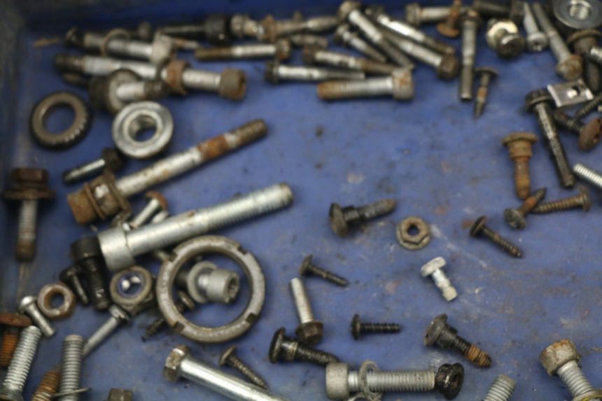 photo de SAC VISSERIE VIS PIAGGIO NRG 50 (2004 - 2017) - Gros plan technique