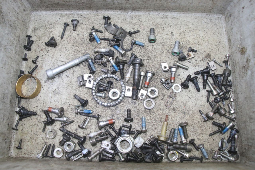 photo de SAC VISSERIE VIS PIAGGIO NRG POWER PUREJET 50 (2018 - 2021) - Vue principale