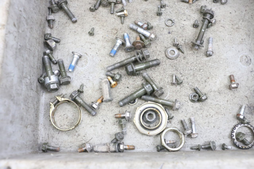 photo de SAC VISSERIE VIS JM MOTORS OLDIES GT 4T 50 (2018 - 2025) - Zoom état d’usage