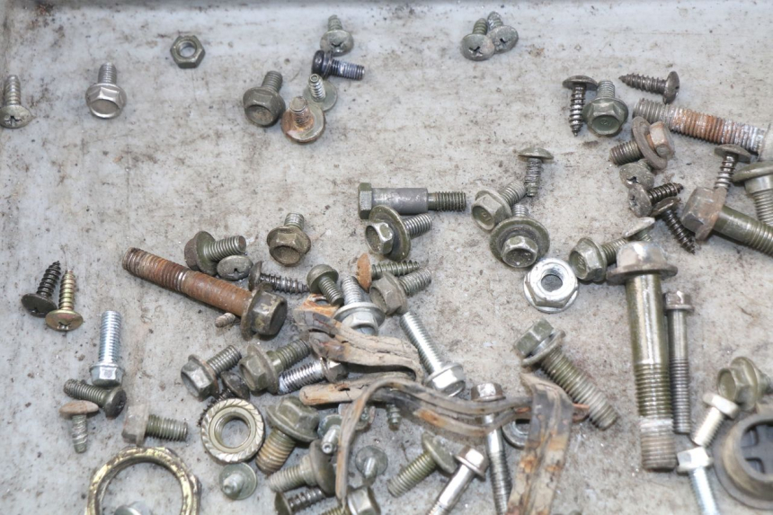 photo de SAC VISSERIE VIS SYM ORBIT 2 4T 50 (2008 - 2017) - Autre angle de vue