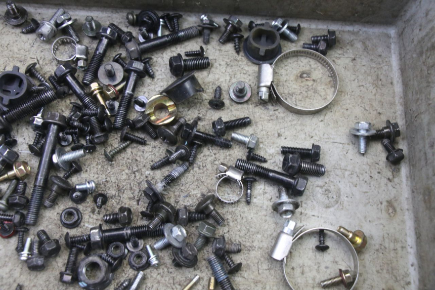 photo de SAC VISSERIE VIS SYM ORBIT III 3 4T 50 (2021 - 2025) - Zoom état d’usage