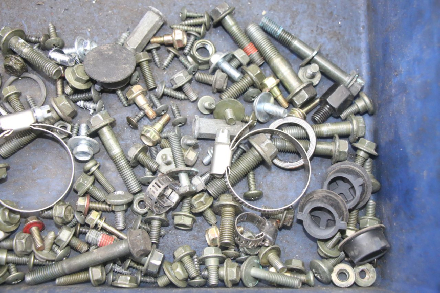 photo de SAC VISSERIE VIS SYM ORBIT III 3 4T 50 (2021 - 2025) - Zoom état d’usage