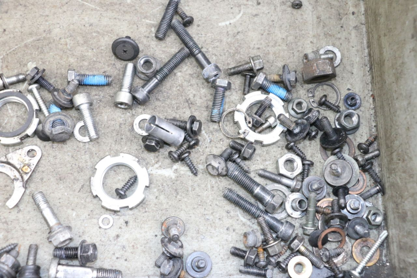 photo de SAC VISSERIE VIS MBK OVETTO ONE 2T 50 (2013 - 2017) - Zoom état d’usage