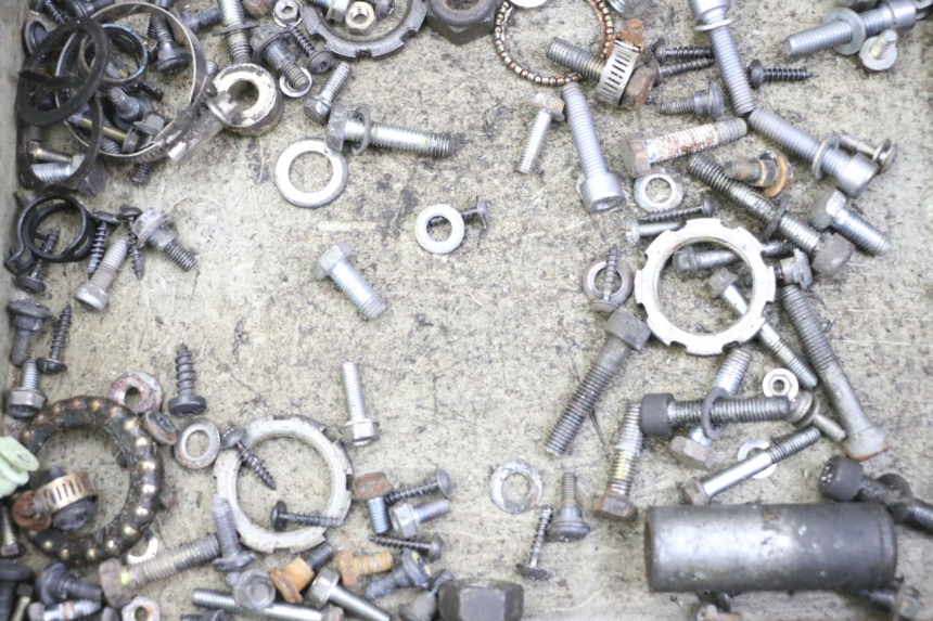 photo de SAC VISSERIE VIS PEUGEOT CITYSTAR 125 (2011 - 2017) - Détail de la pièce