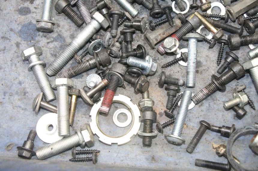 photo de SAC VISSERIE VIS PEUGEOT CITYSTAR 2T 50 (2018 - 2021) - Autre angle de vue