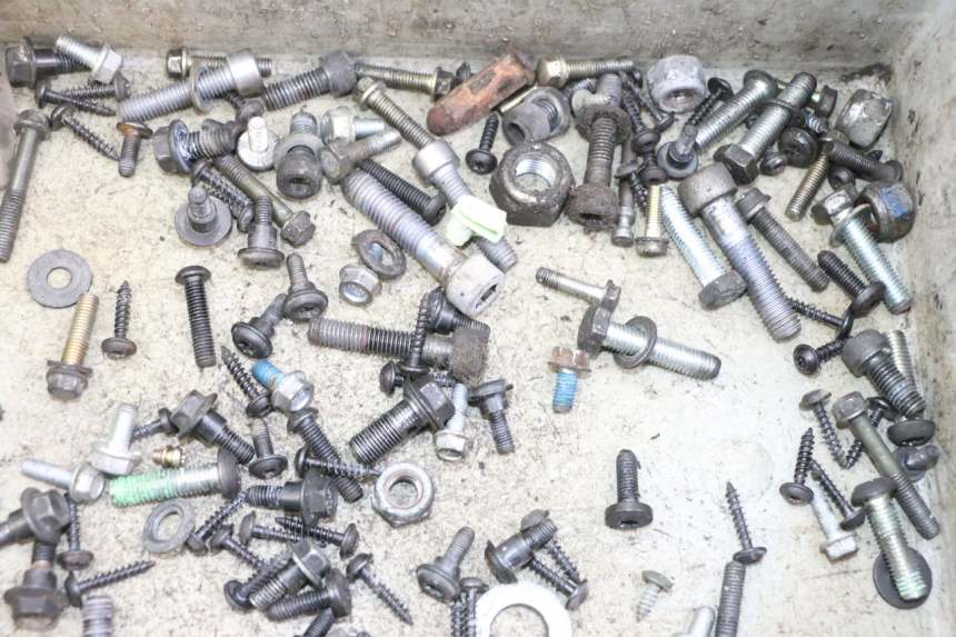 photo de SAC VISSERIE VIS PEUGEOT CITYSTAR 50 (2013 - 2017) - Autre angle de vue