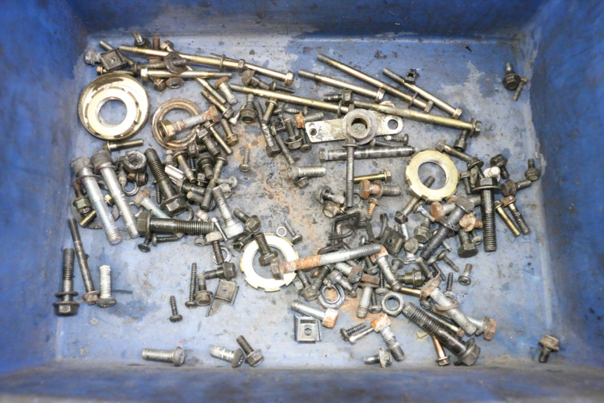 photo de SAC VISSERIE VIS PEUGEOT SPEEDFIGHT 3 LC 2T 50 (2009 - 2015) - Vue principale