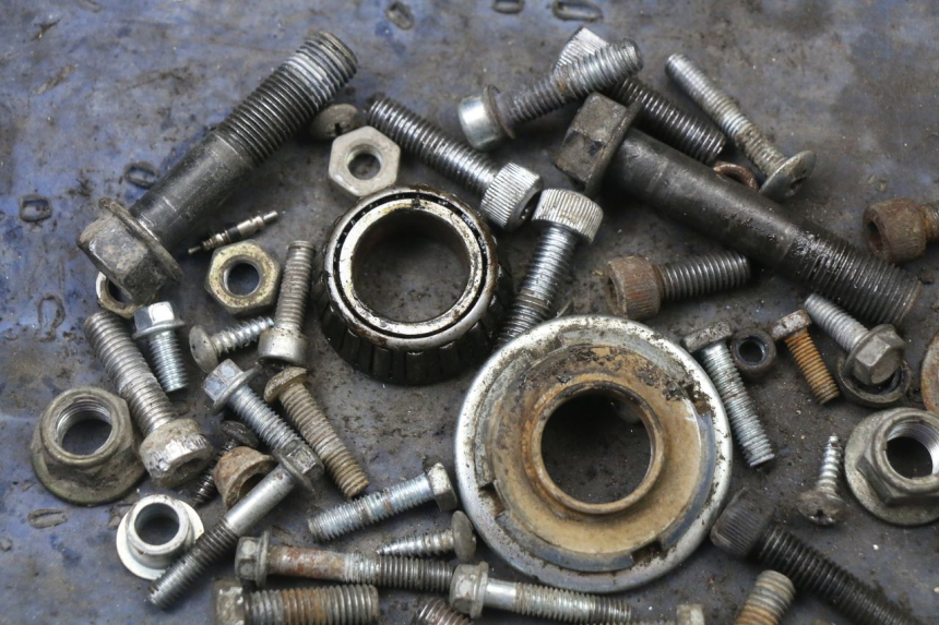 photo de SAC VISSERIE VIS YCF PIT BIKE 125 (2010 - 2018) - Détail de la pièce