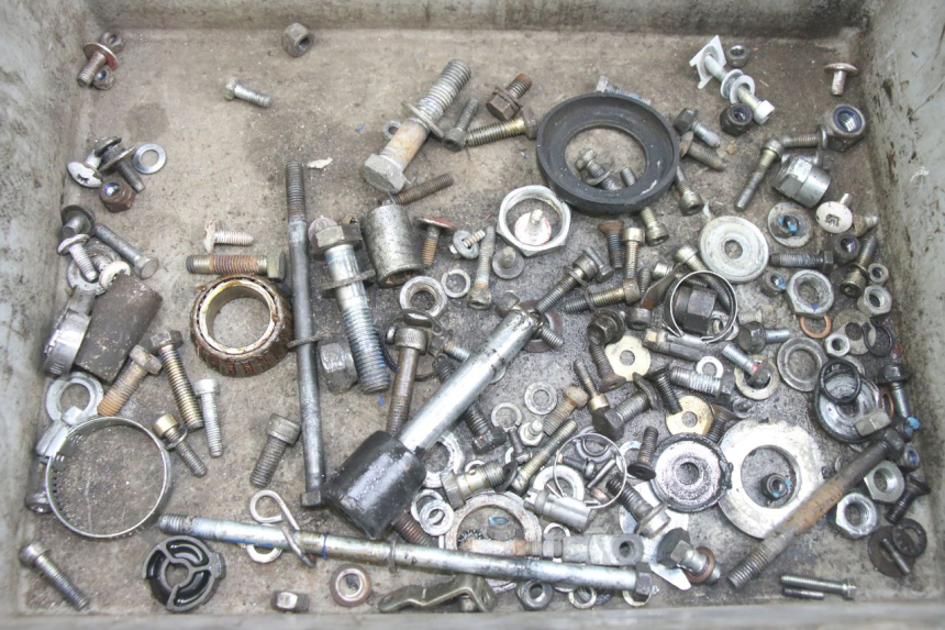 photo de SAC VISSERIE VIS GILERA RK 50 (1996 - 1999) - Détail de la pièce