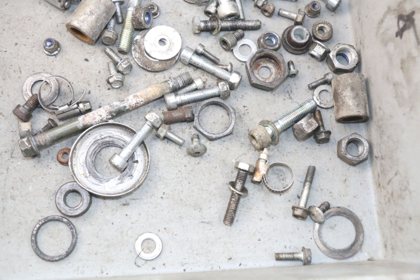 photo de SAC VISSERIE VIS RIEJU RR 50 (1998 - 2007) - Détail de la pièce