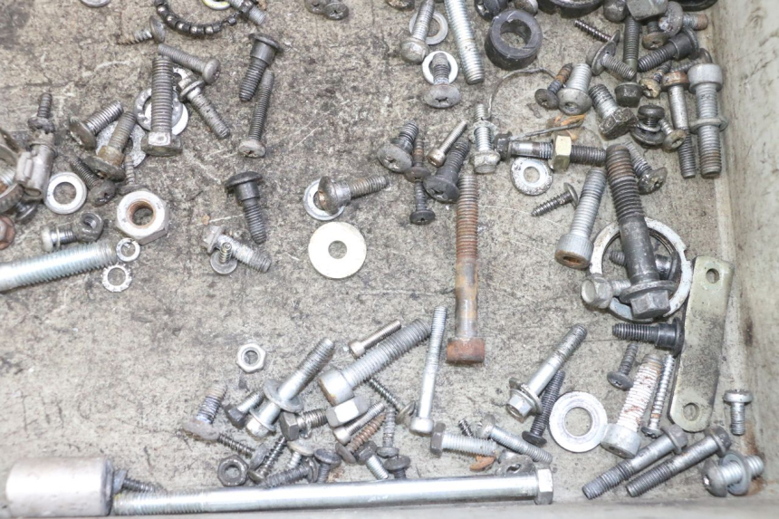 photo de SAC VISSERIE VIS GILERA RUNNER SL 50 (2006 - 2009) - Zoom état d’usage