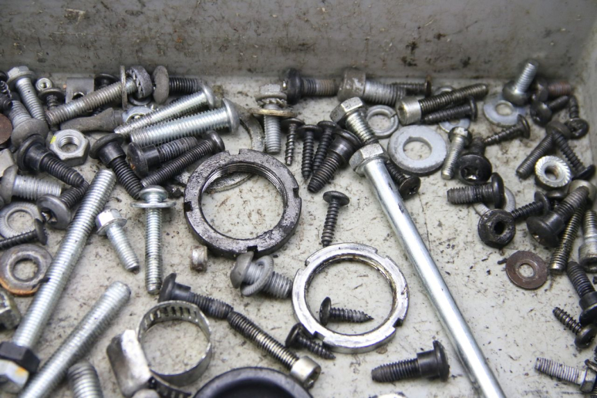 photo de SAC VISSERIE VIS GILERA RUNNER SP 50 (2009 - 2017) - Gros plan technique