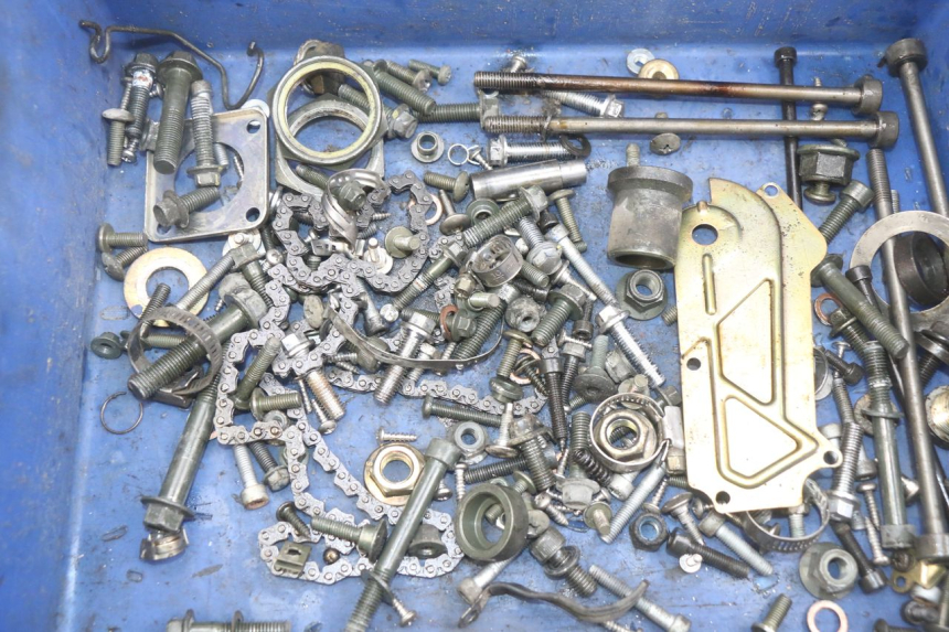 photo de SAC VISSERIE VIS APRILIA SCARABEO LIGHT 125 (2007 - 2011) - Détail de la pièce