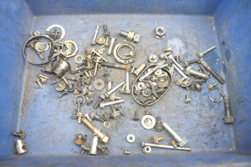 photo de SAC VISSERIE VIS HONDA SCV LEAD 100 (2003 - 2007) - Vue principale