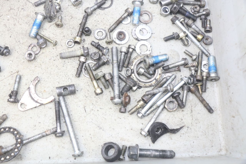 photo de SAC VISSERIE VIS YAMAHA SLIDER NAKED 50 (2004 - 2018) - Zoom état d’usage