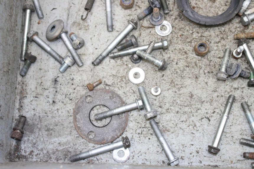 photo de SAC VISSERIE VIS GILERA SMT SUPERMOTARD 50 (2009 - 2017) - Détail de la pièce