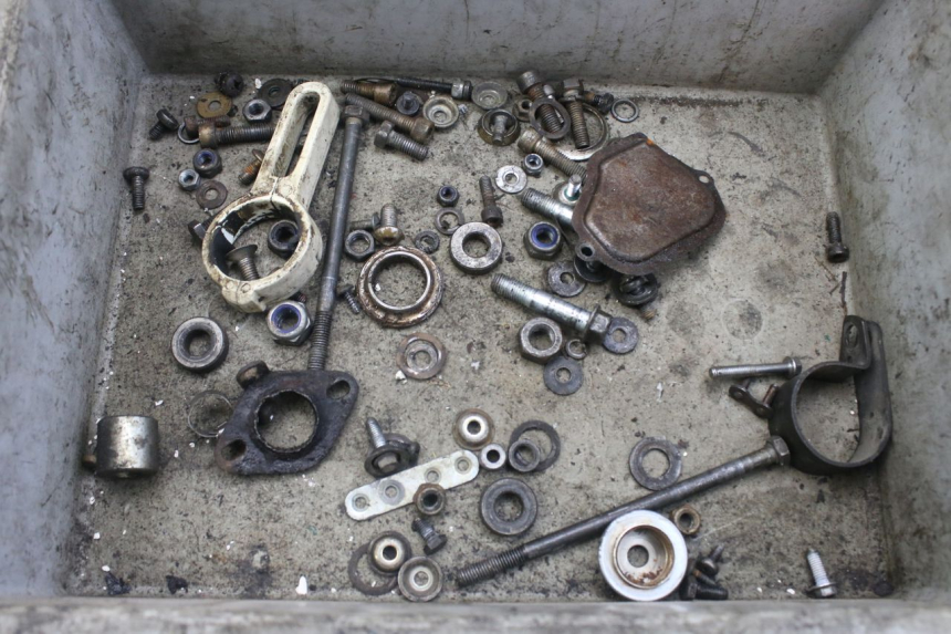 photo de SAC VISSERIE VIS SUZUKI SMX SUPERMOTARD 50 (1996 - 2001) - Vue principale