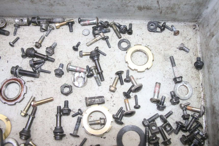 photo de SAC VISSERIE VIS PEUGEOT STREETZONE I 2T 50 (2018 - 2020) - Zoom état d’usage