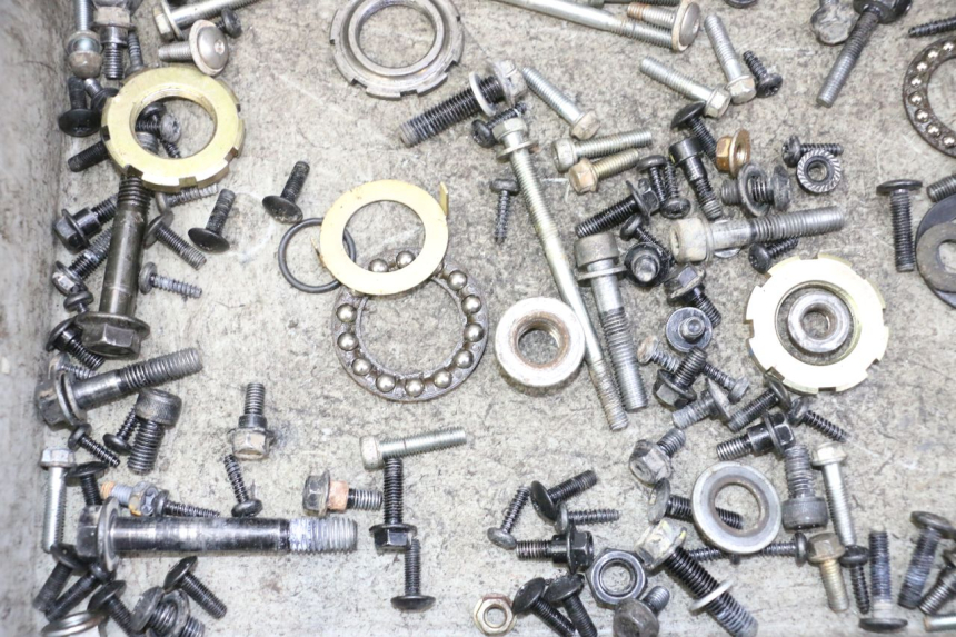 photo de SAC VISSERIE VIS PEUGEOT STREETZONE I NAKED 2T 50 (2018 - 2020) - Autre angle de vue