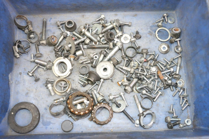 photo de SAC VISSERIE VIS SUZUKI BURGMAN 125 (2018 - 2021) - Vue principale