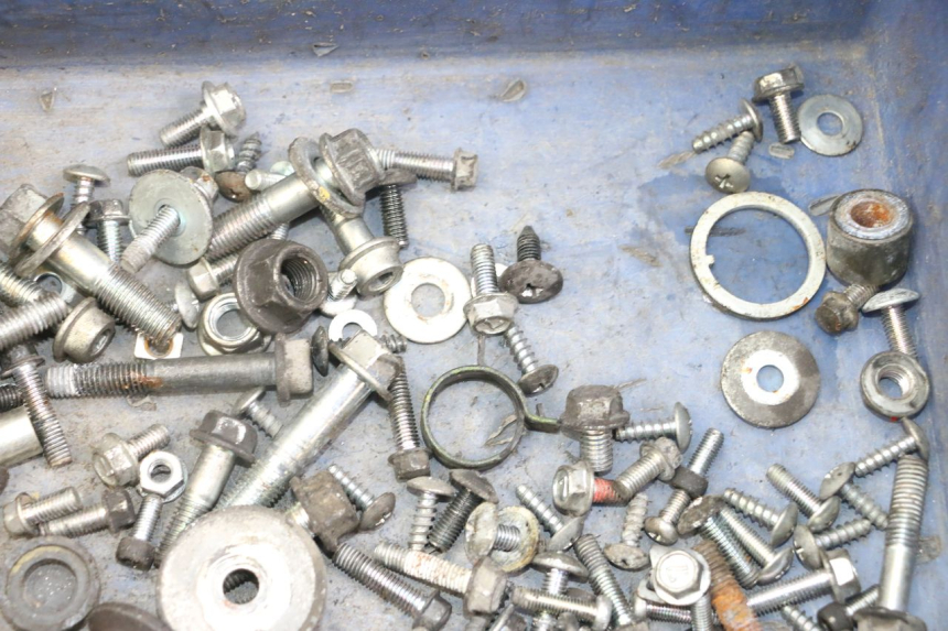 photo de SAC VISSERIE VIS SUZUKI BURGMAN 125 (2018 - 2021) - Autre angle de vue