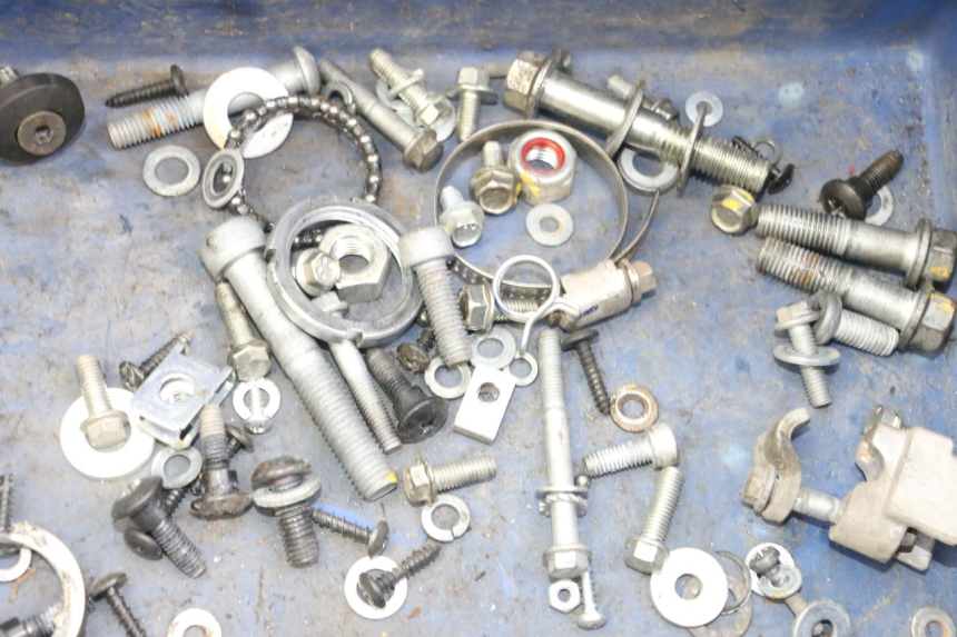 photo de SAC VISSERIE VIS APRILIA SXR 50 (2021 - 2023) - Gros plan technique