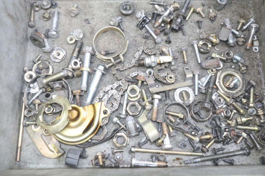 photo de SAC VISSERIE VIS SYM SYMPHONY 125 (2009 - 2015) - Détail de la pièce