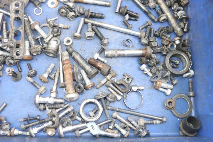 photo de SAC VISSERIE VIS YAMAHA TDM ABS 900 (2002 - 2014) - Zoom état d’usage