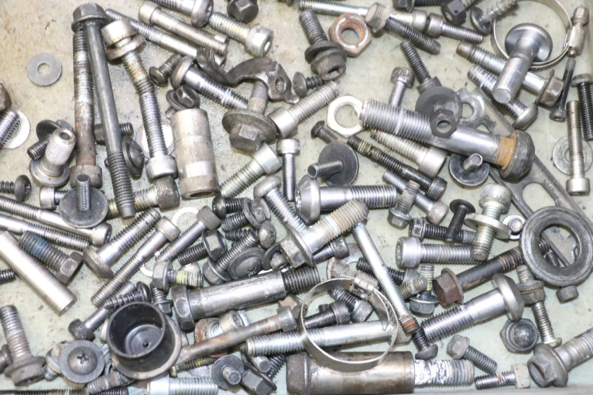 photo de SAC VISSERIE VIS YAMAHA TDM ABS 900 (2002 - 2014) - Détail de la pièce