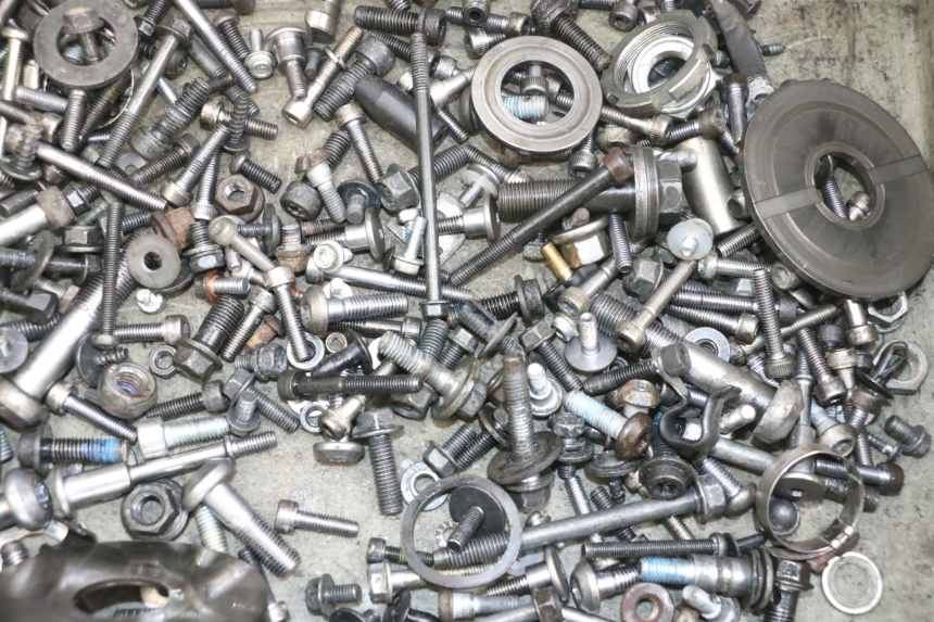 photo de SAC VISSERIE VIS YAMAHA TDM ABS 900 (2002 - 2014) - Détail de la pièce