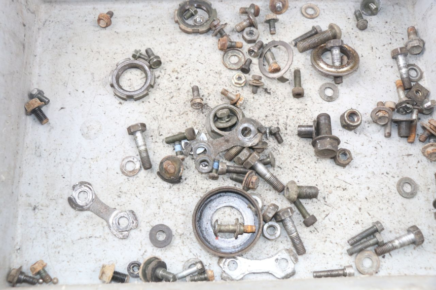 photo de SAC VISSERIE VIS YAMAHA TW 125 (1998 - 2002) - Détail de la pièce