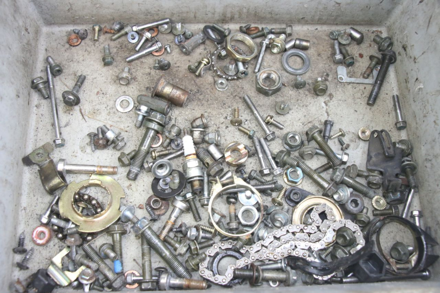 photo de SAC VISSERIE VIS PEUGEOT TWEET 4T 50 (2014 - 2019) - Détail de la pièce