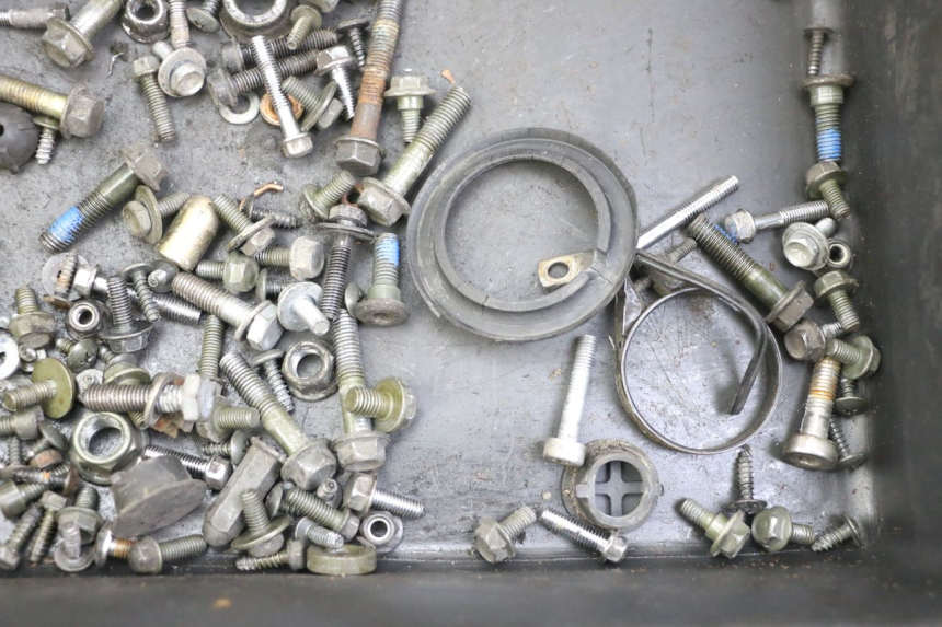 photo de SAC VISSERIE VIS PEUGEOT TWEET 4T 50 (2018 - 2022) - Autre angle de vue