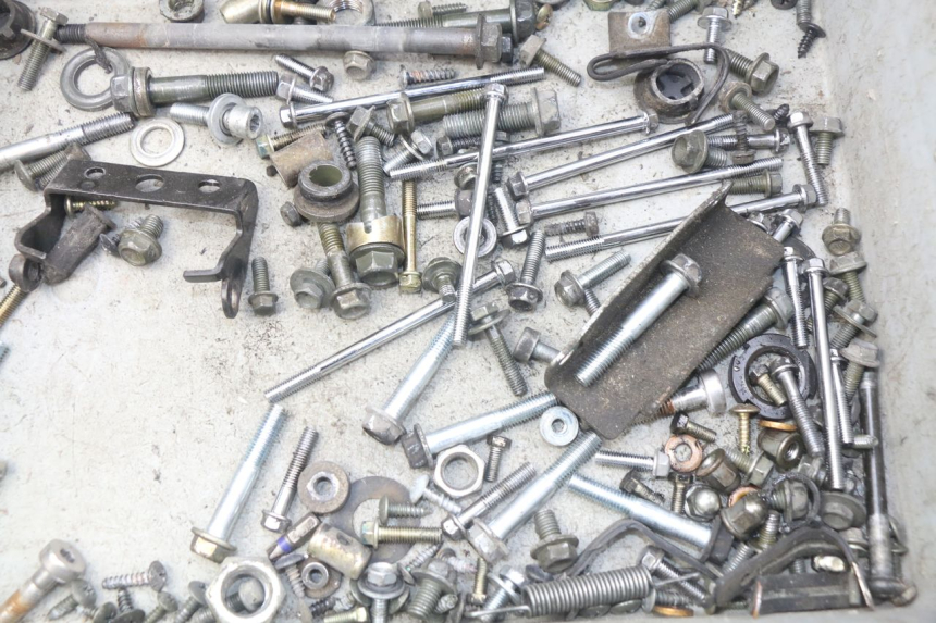 photo de SAC VISSERIE VIS PEUGEOT TWEET ACTIVE 4T 50 (2018 - 2022) - Détail de la pièce