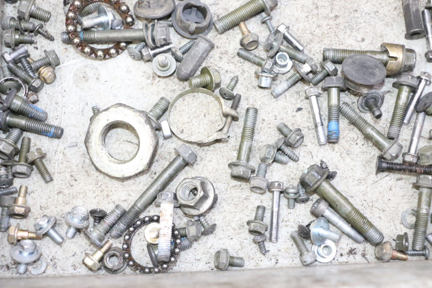 photo de SAC VISSERIE VIS PEUGEOT TWEET PRO CARGO 50 (2018 - 2022) - Zoom état d’usage