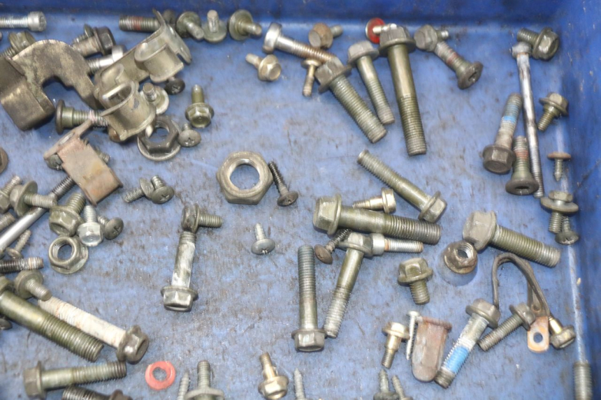 photo de SAC VISSERIE VIS PEUGEOT TWEET 125 (2018 - 2021) - Zoom état d’usage