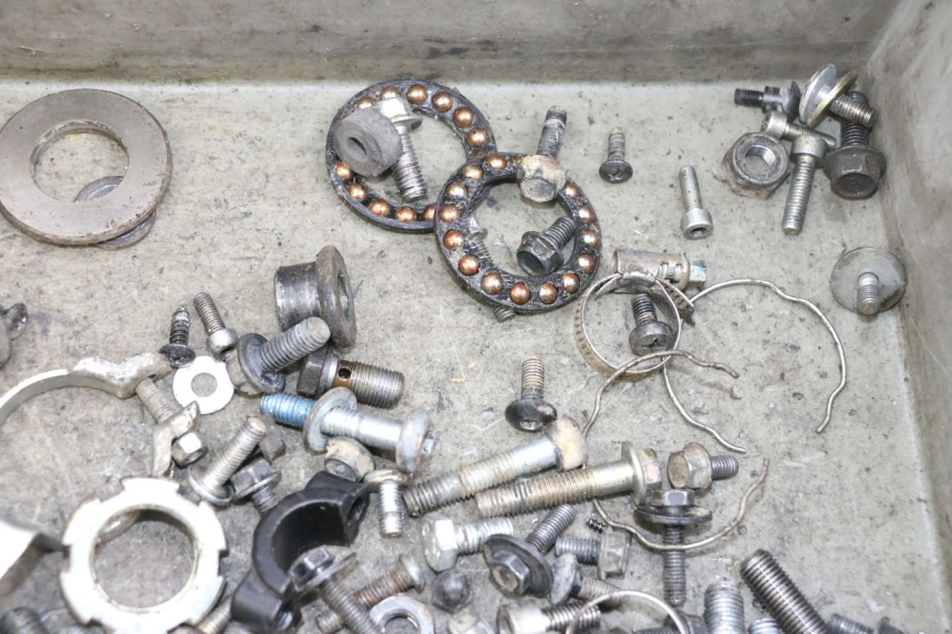 photo de SAC VISSERIE VIS YAMAHA TZR 50 (2008 - 2016) - Vue d’ensemble