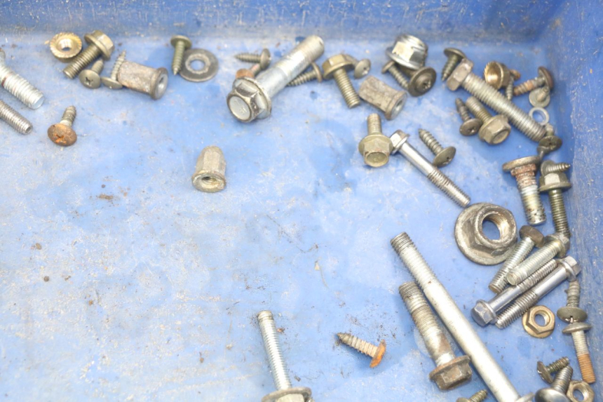 photo de SAC VISSERIE VIS PEUGEOT V-CLIC VCLIC 50 (2007 - 2013) - Autre angle de vue