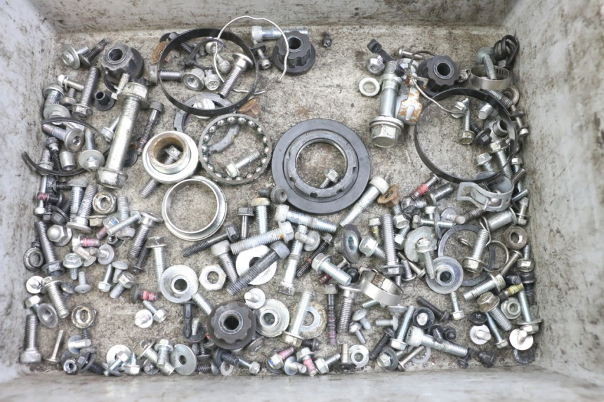 photo de SAC VISSERIE VIS KAWASAKI VERSYS ABS 650 (2015 - 2018) - Vue principale