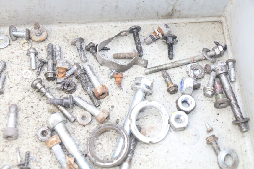 photo de SAC VISSERIE VIS PIAGGIO VESPA LX 2T 50 (2005 - 2013) - Autre angle de vue