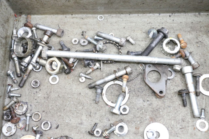 photo de SAC VISSERIE VIS PIAGGIO VESPA LX 2T 50 (2005 - 2013) - Autre angle de vue