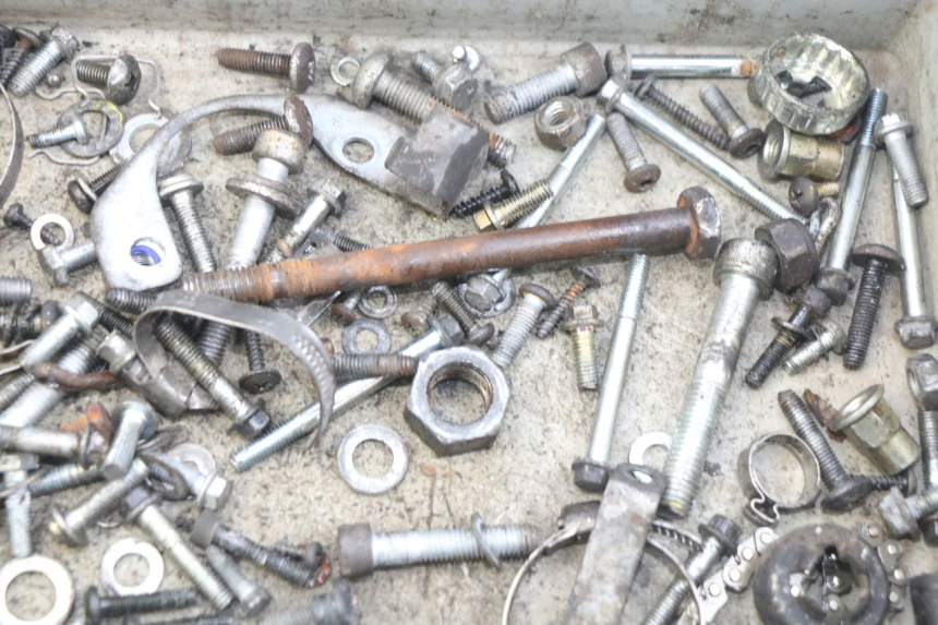 photo de SAC VISSERIE VIS PIAGGIO VESPA LXV 125 (2006 - 2009) - Autre angle de vue