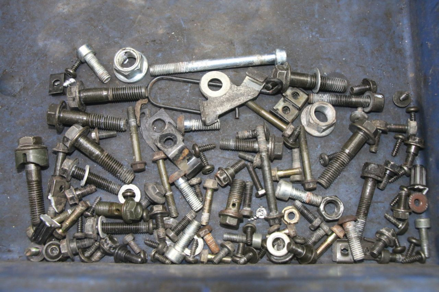 photo de SAC VISSERIE VIS PEUGEOT VIVACITY NEW 2T 50 (2008 - 2017) - Vue principale