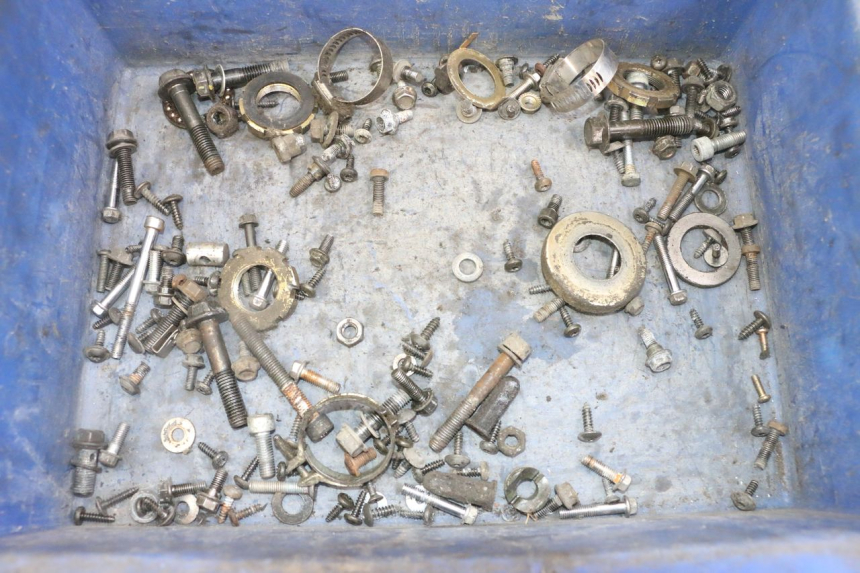 photo de SAC VISSERIE VIS PEUGEOT VIVACITY NEW 4T 50 (2008 - 2017) - Vue principale