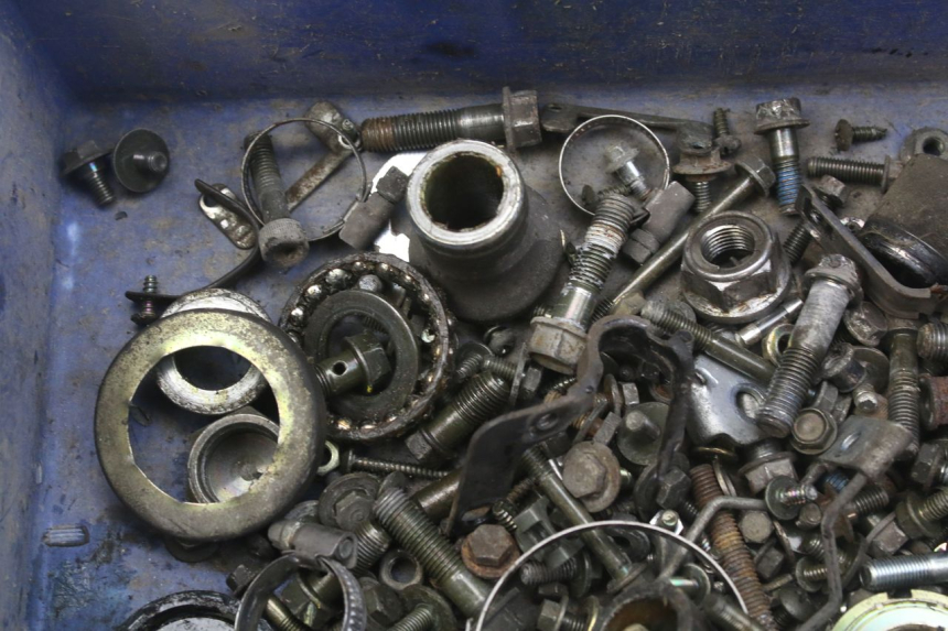 photo de SAC VISSERIE VIS KYMCO X-CITING XCITING 400 (2014 - 2018) - Zoom état d’usage