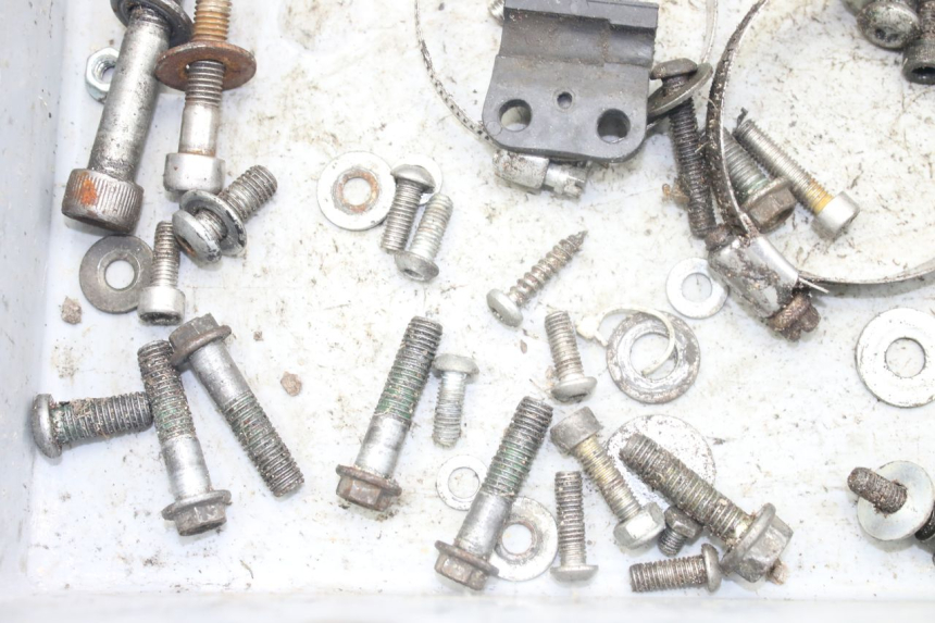 photo de SAC VISSERIE VIS MBK X-LIMIT XLIMIT 50 (2003 - 2006) - Détail de la pièce