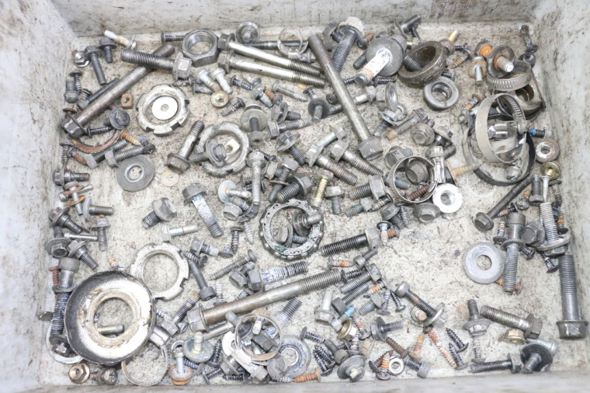 photo de SAC VISSERIE VIS YAMAHA XMAX X-MAX 125 (2006 - 2009) - Vue principale