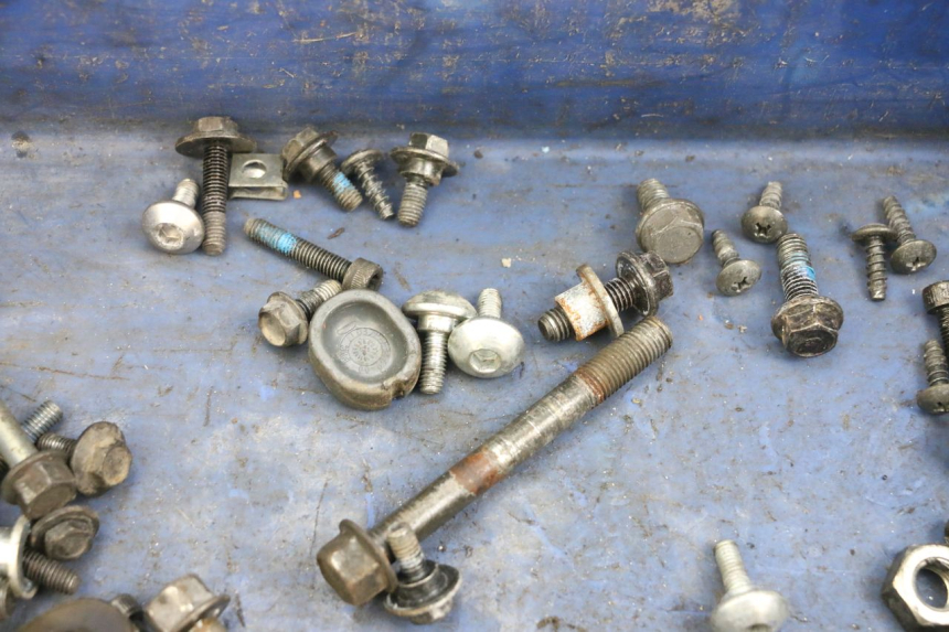 photo de SAC VISSERIE VIS YAMAHA X-MAX XMAX 125 (2010 - 2013) - Vue d’ensemble